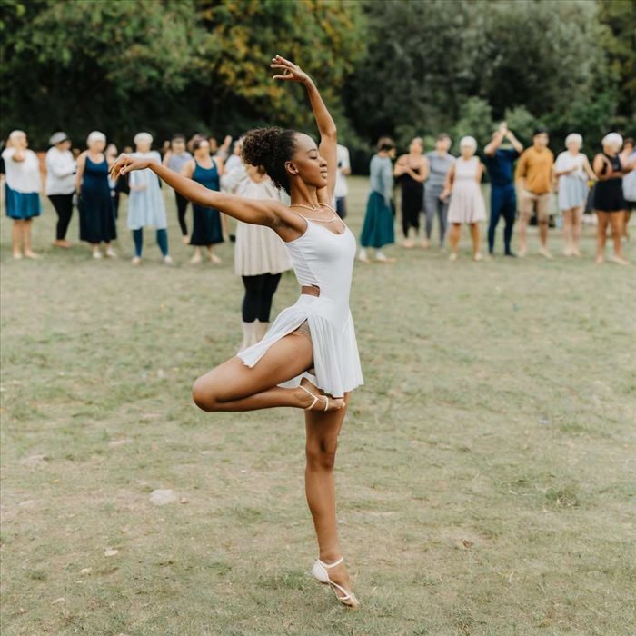 Comment bien s'habiller pour un concert en plein air ?