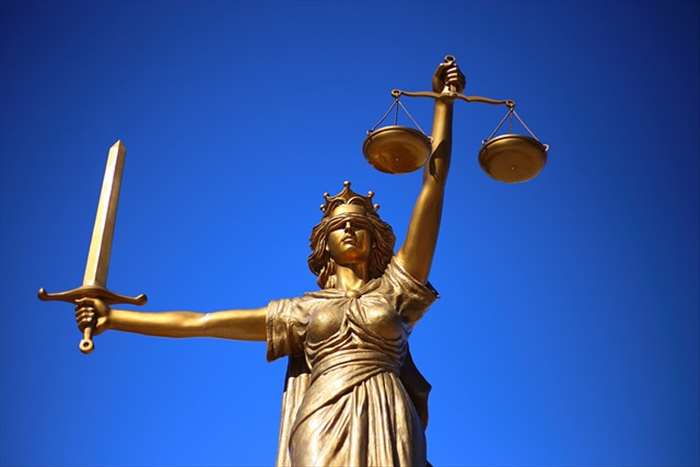 Quels sont les différents enjeux du droit public ?